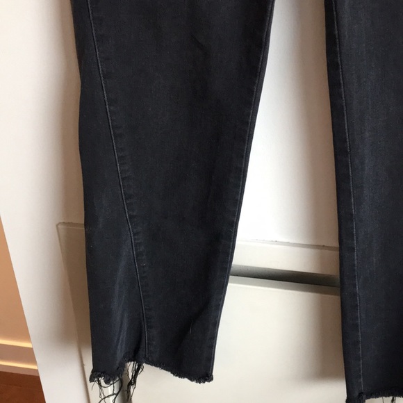 Paige Cropped Julia Jeans - Picture 6 of 12